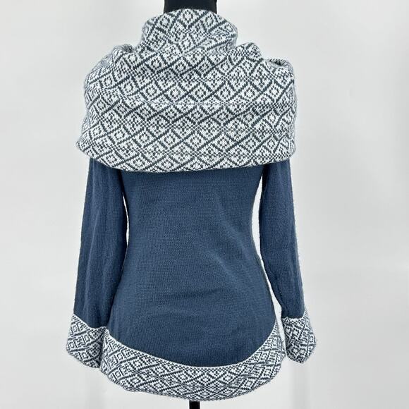 Alpaperu Sweater Women’s Peruvian Alpaca Fair Isle Cowl Shawl Blue White Small - Picture 7 of 9
